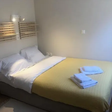 Sea Breeze Μονεμβασιά