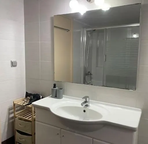 Sea Breeze 모넴바시아